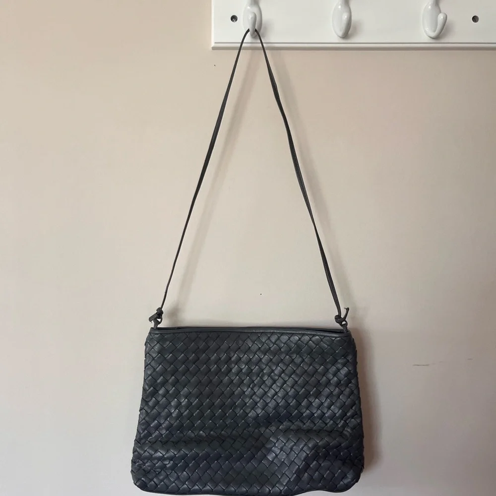 Elegant Gray Woven Leather Shoulder Bag Vintage Meyers made in USA - Picture 3 of 8